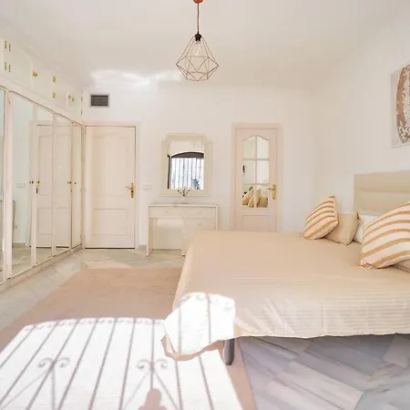 Precioso Apartamento En Playas De Duque-p Banus Apartman Marbella